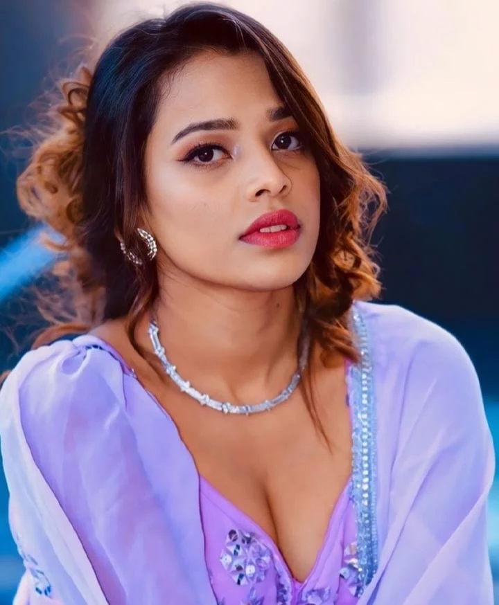 Kavita Raya